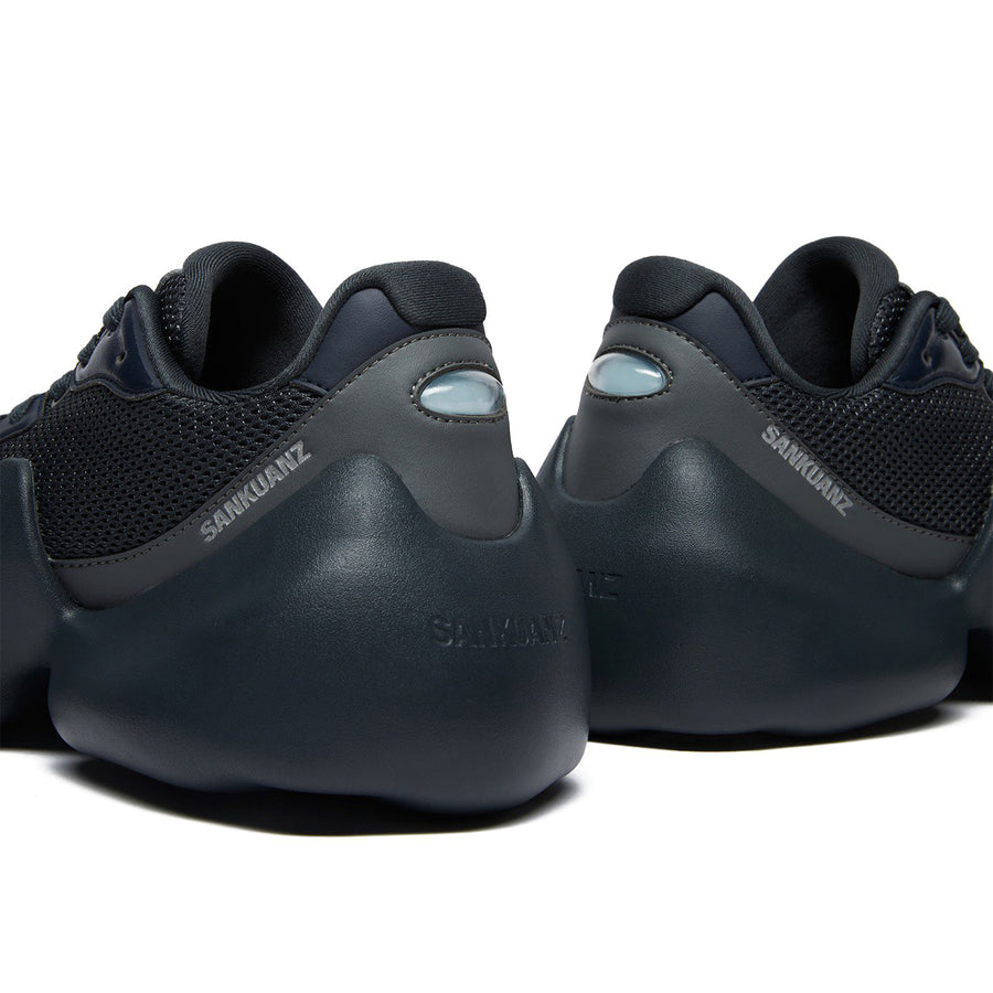 【SUNKUANZ】Bumpy Sneakers Black SANKUANZ Bumpy Sneakers Black – TONE FOOTWEAR