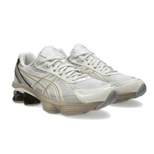 Gel-Kinetic Fluent White Marzipan.