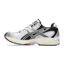 Gel-Nimbus 10.1 White Black.