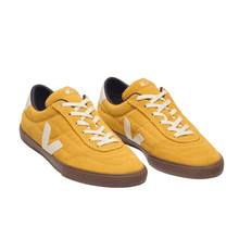 Panenka Safran Pierre Bark.